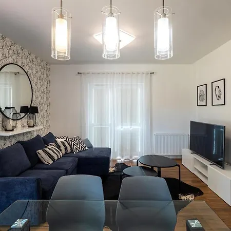 Mountain Residence, Sun & Snow *