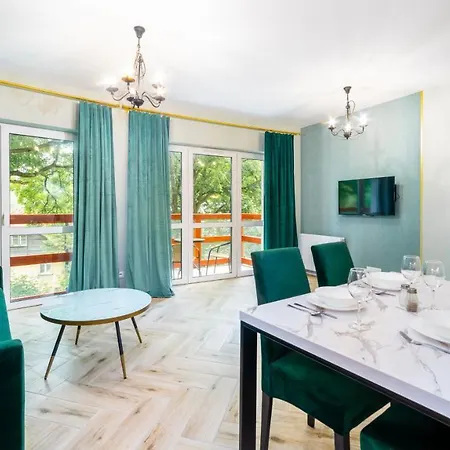 Mountain Residence, Sun & Snow